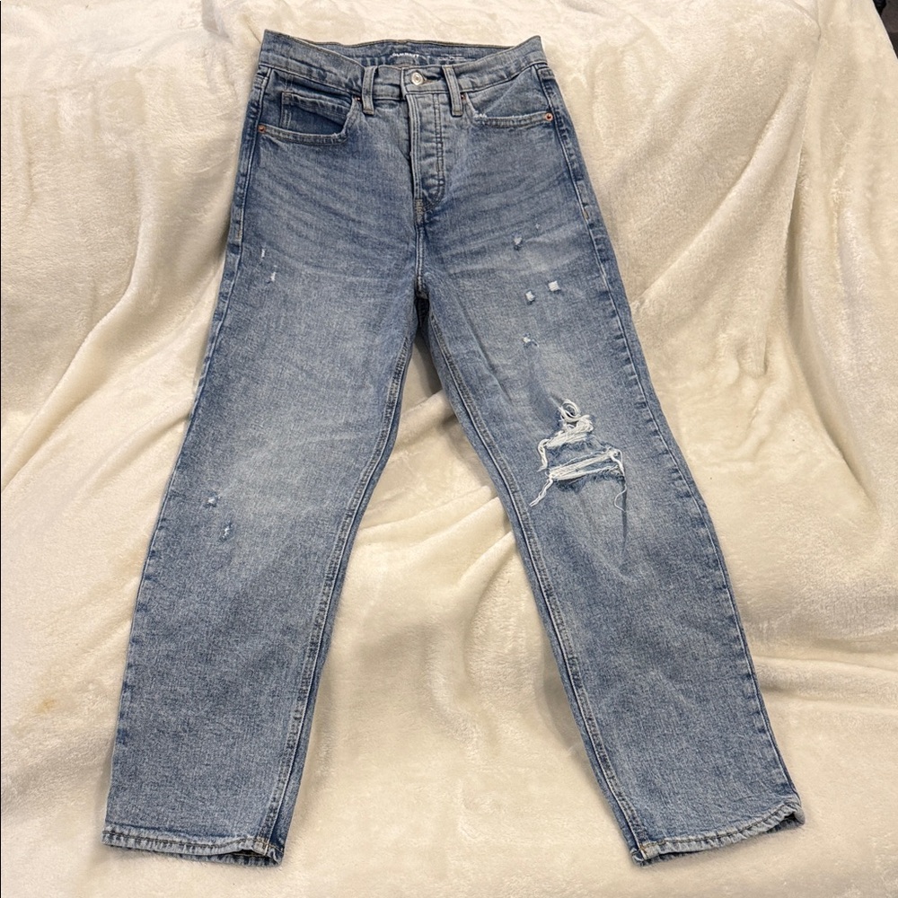 Old Navy Relaxed Fit Light Blue Jeans for Women